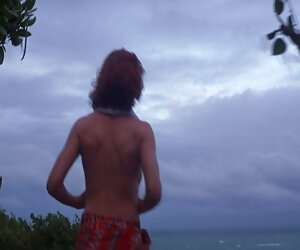 جميلة ، جول هي واحدة من تلك الفاسقات مص الديوك الذكور. فيلم رمنسي سكس :)